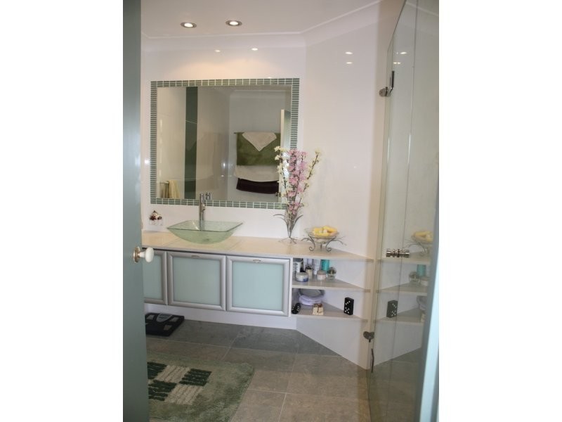 40/81 Boykambil Esplanade, Hope Island QLD 4212