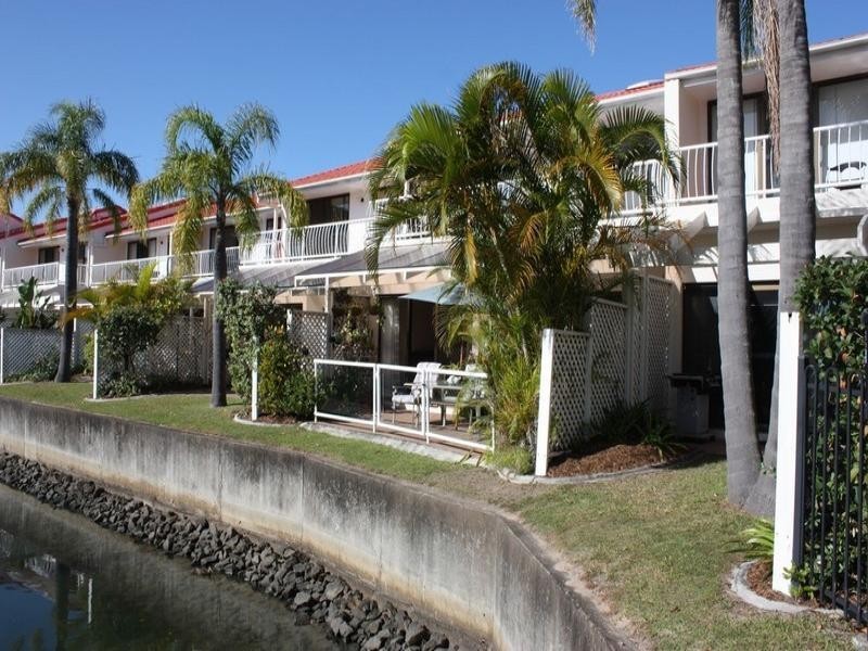40/81 Boykambil Esplanade, Hope Island QLD 4212