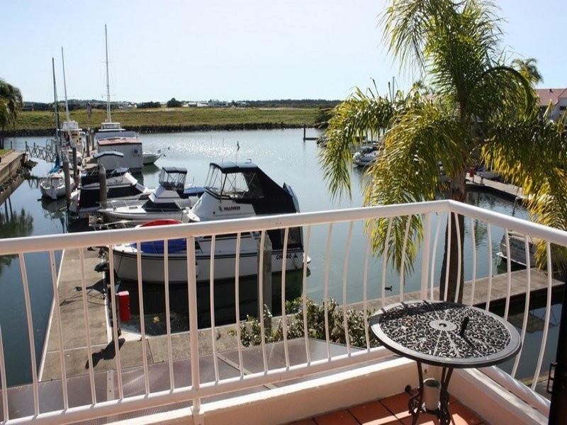 40/81 Boykambil Esplanade, Hope Island QLD 4212