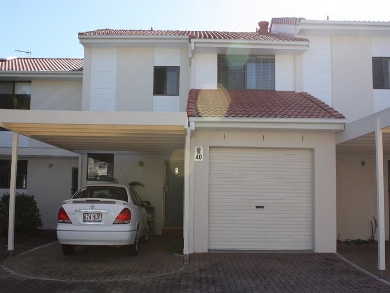 40/81 Boykambil Esplanade, Hope Island QLD 4212