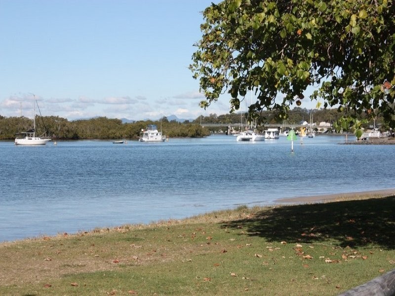 40/81 Boykambil Esplanade, Hope Island QLD 4212