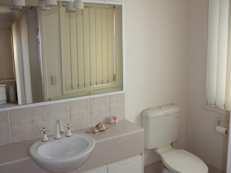 1 Highgate Lane, Robina QLD 4226