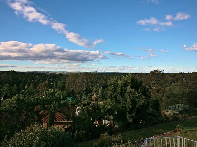 14 Vennor Drive, Ormeau QLD 4208