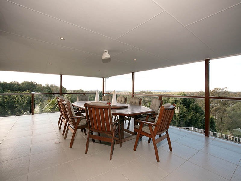 14 Vennor Drive, Ormeau QLD 4208