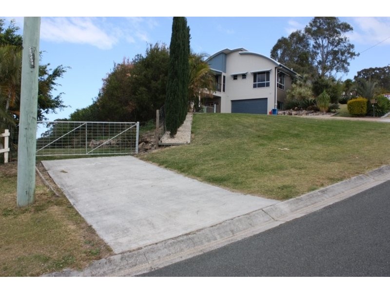 14 Vennor Drive, Ormeau QLD 4208