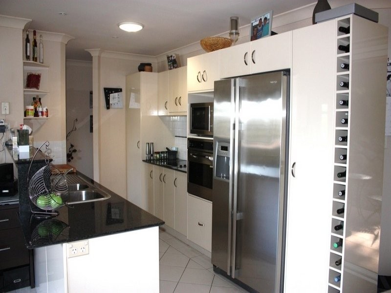 7 Sarah Place, Ashmore QLD 4214