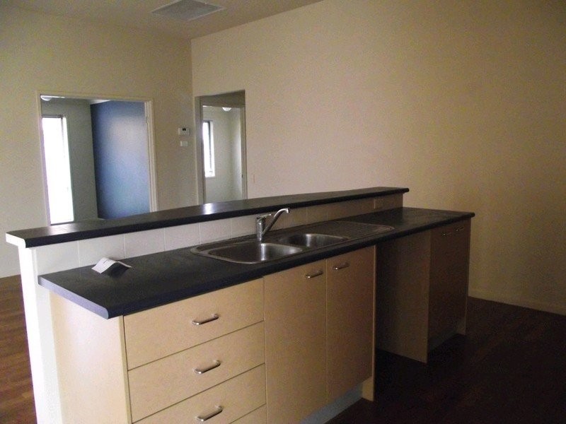 8 Thames Place, Oxenford QLD 4210