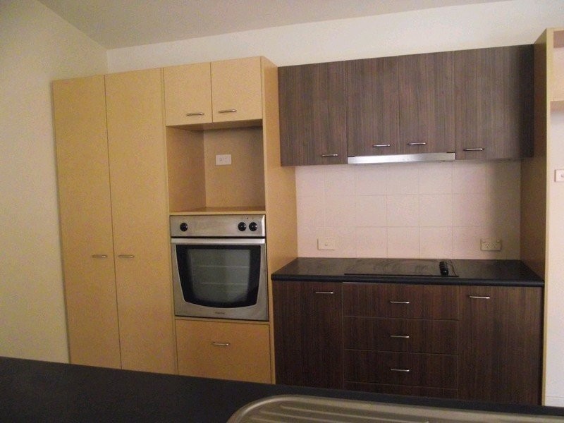 8 Thames Place, Oxenford QLD 4210