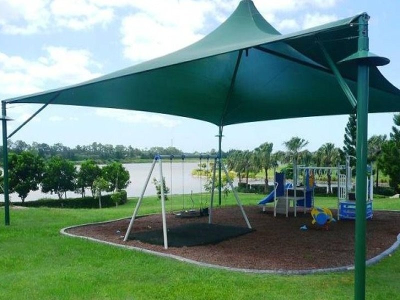 8 Thames Place, Oxenford QLD 4210