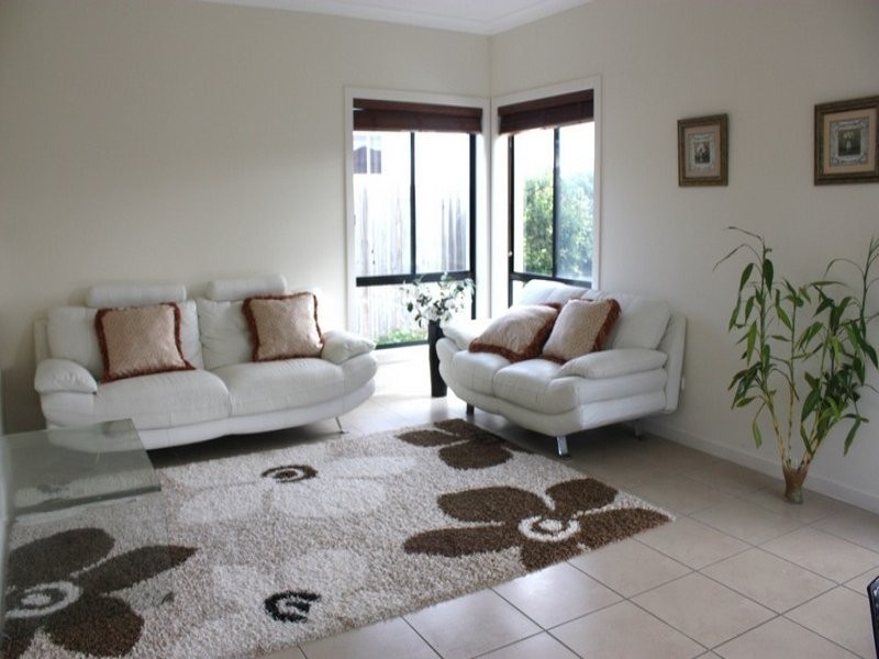 4 Corymbia way, Molendinar QLD 4214