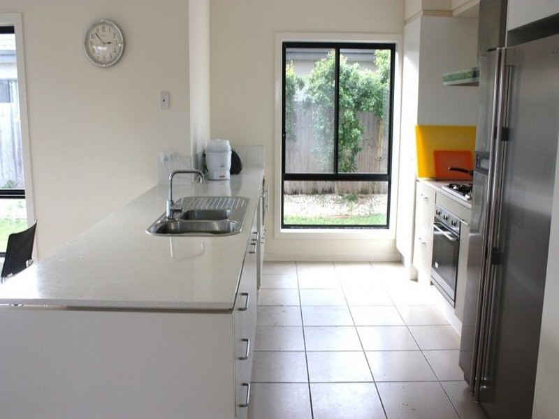 4 Corymbia way, Molendinar QLD 4214