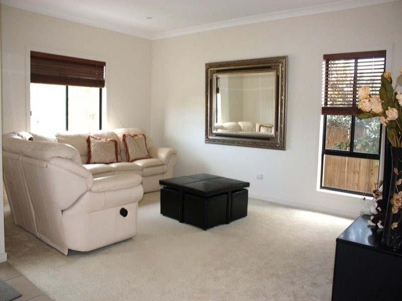 4 Corymbia way, Molendinar QLD 4214