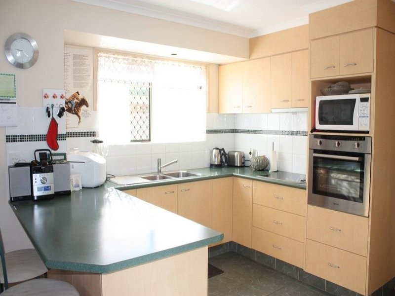 4 Minden Crescent, Helensvale QLD 4212