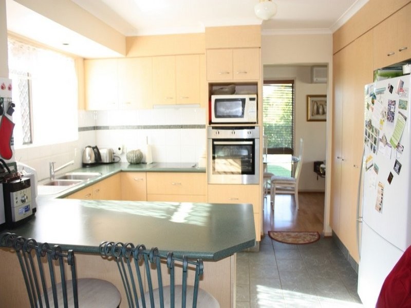 4 Minden Crescent, Helensvale QLD 4212