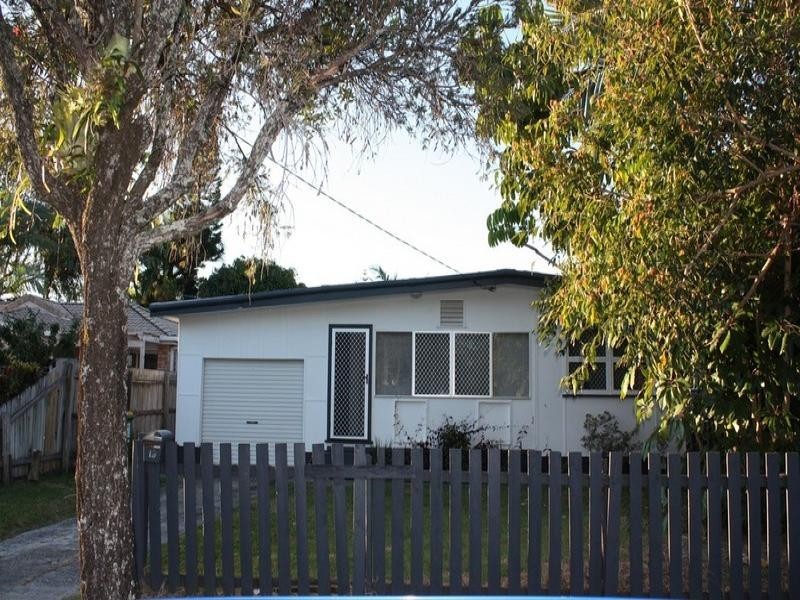19 Cawthray Street, Biggera Waters QLD 4216