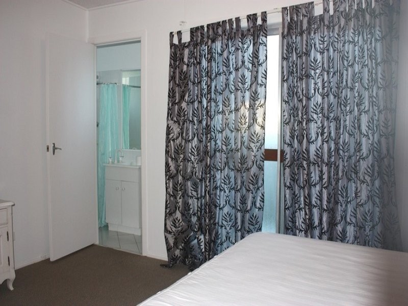 19 Cawthray Street, Biggera Waters QLD 4216