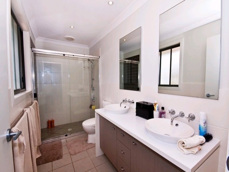 26 Lockwood Place, Molendinar QLD 4214