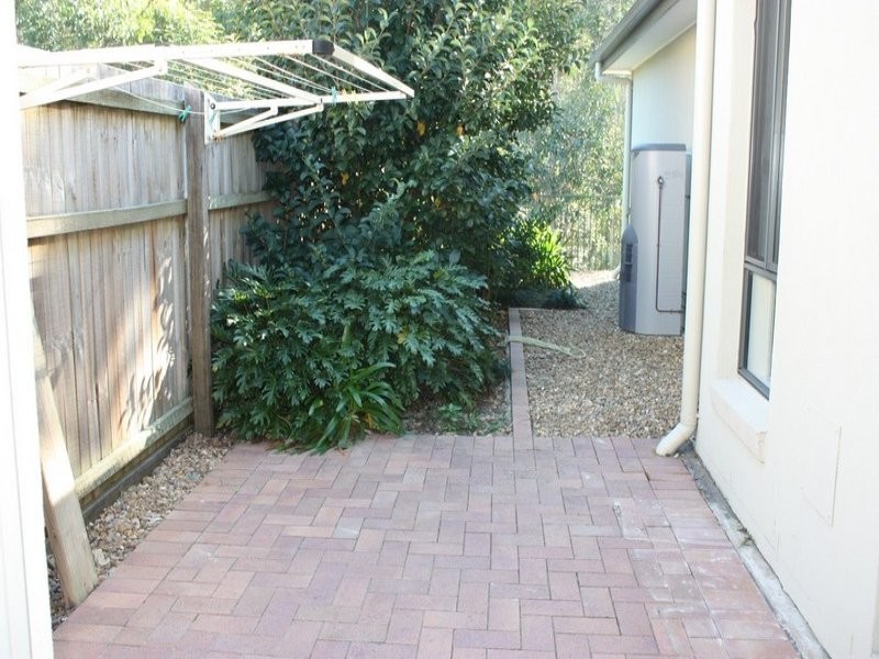 26 Lockwood Place, Molendinar QLD 4214