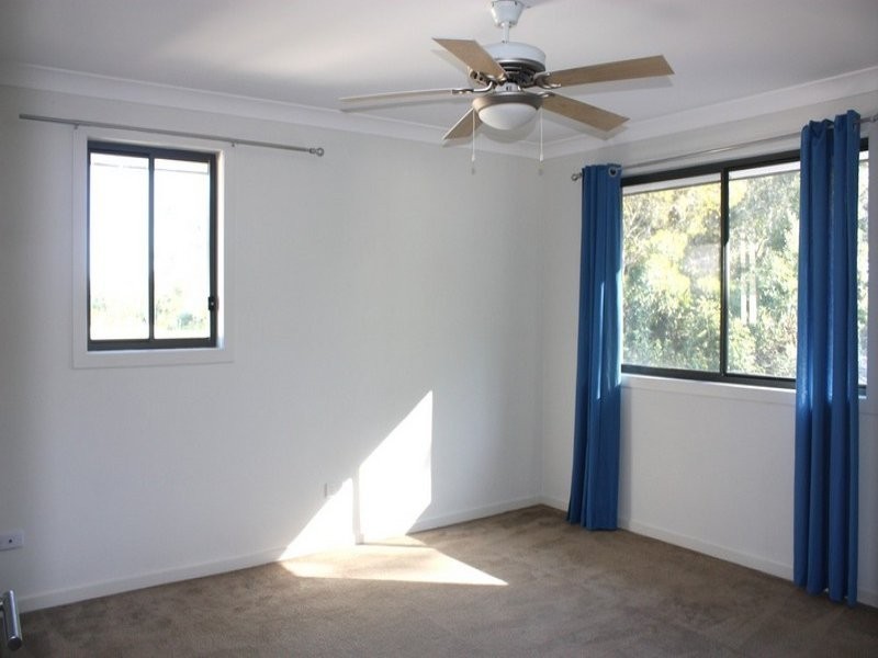 26 Lockwood Place, Molendinar QLD 4214