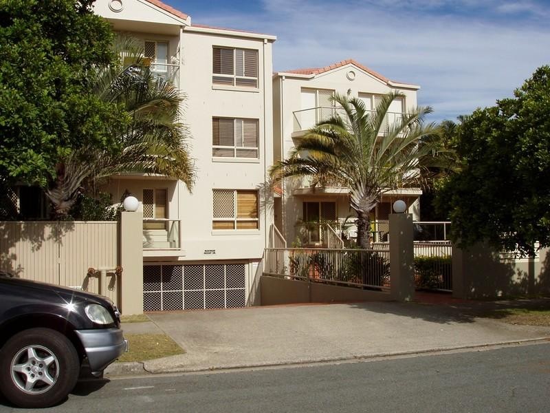 3/32 Ocean Street, Mermaid Beach QLD 4218