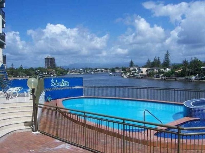 84/2940 Gold Coast Highway, Surfers Paradise QLD 4217