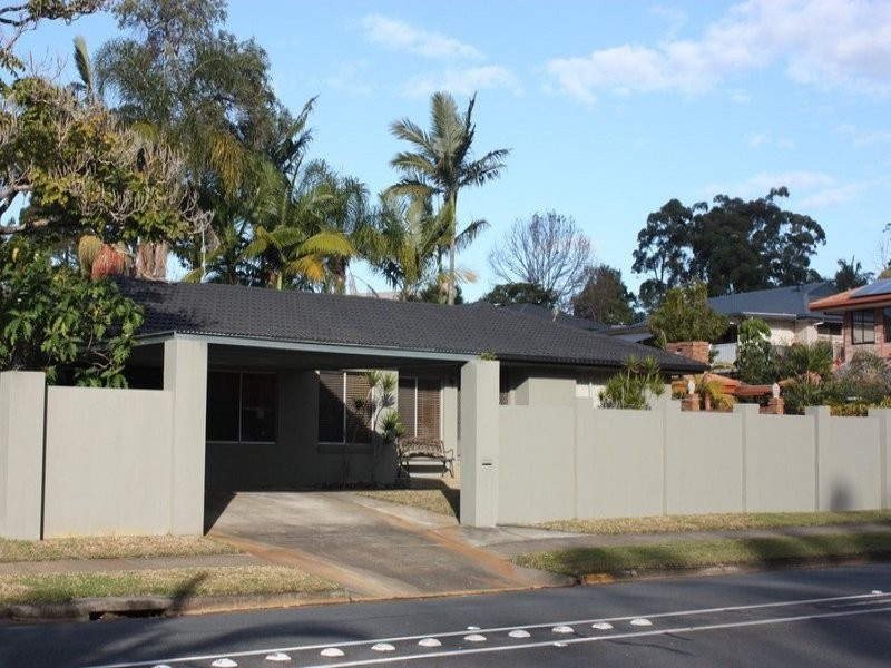 9 Patura Drive, Ashmore QLD 4214