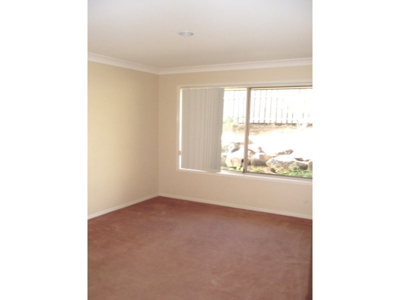 32 Roe Street, Upper Coomera QLD 4209