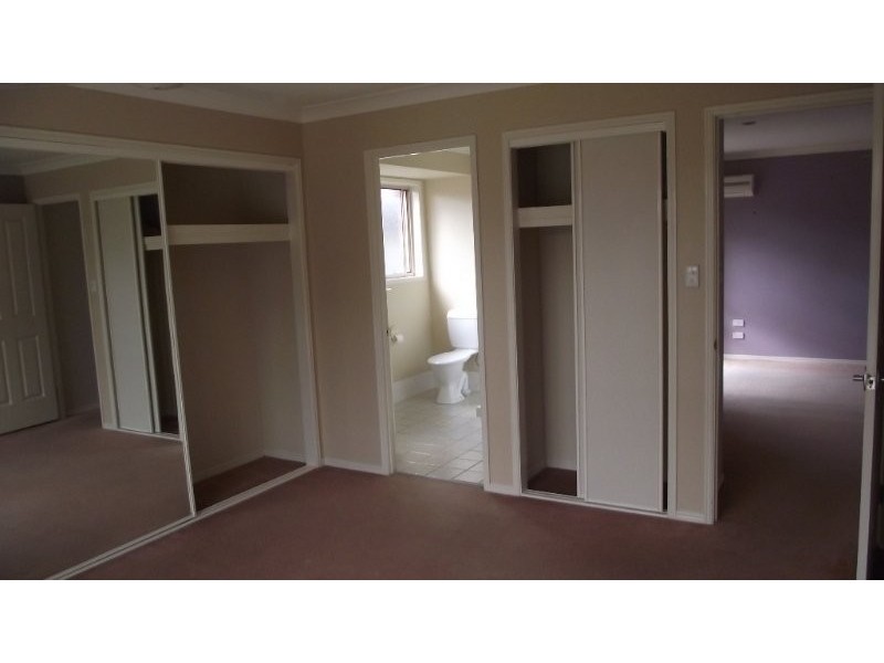 32 Roe Street, Upper Coomera QLD 4209