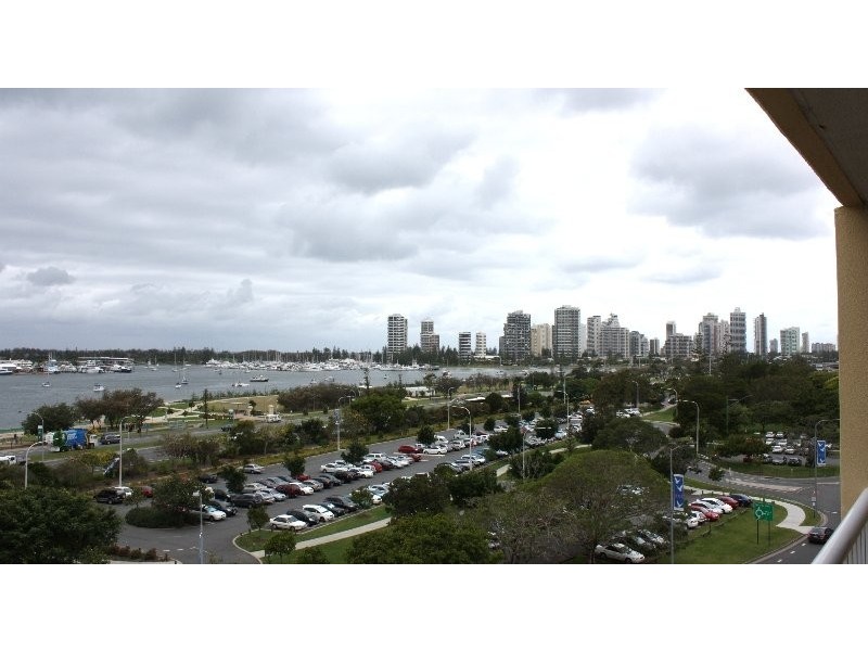 36/30 Marine Parade, Southport QLD 4215