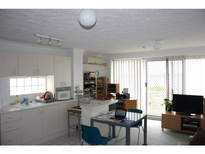 36/30 Marine Parade, Southport QLD 4215