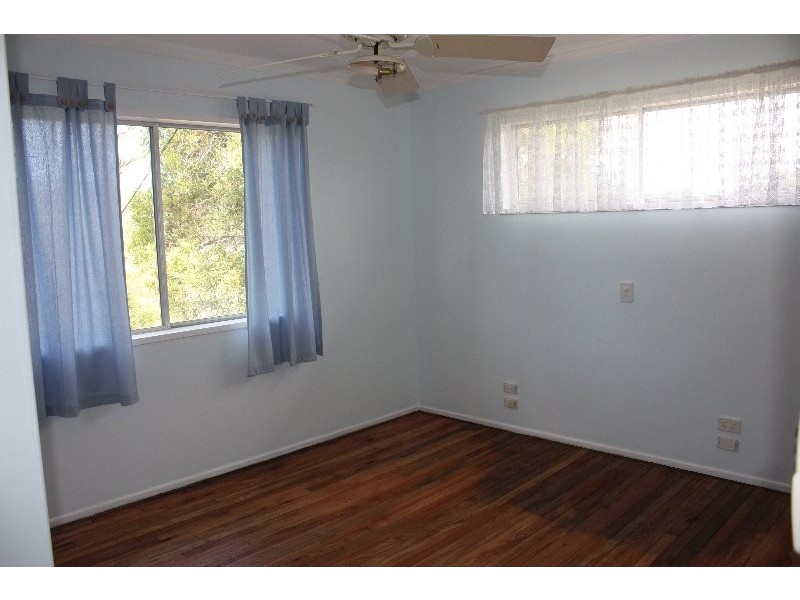 2 Flinders Avenue, Molendinar QLD 4214