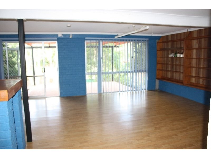 2 Flinders Avenue, Molendinar QLD 4214