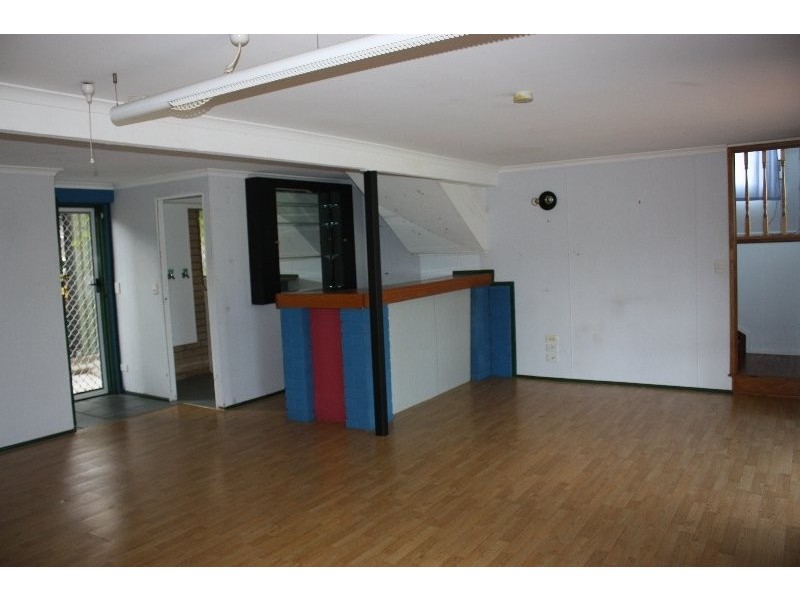 2 Flinders Avenue, Molendinar QLD 4214