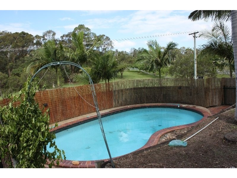 2 Flinders Avenue, Molendinar QLD 4214