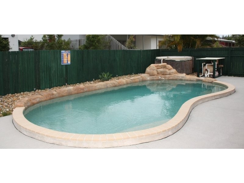 11 Chippendale, Currumbin Waters QLD 4223