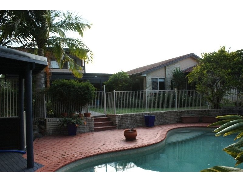 18 Presbytery Lane, Molendinar QLD 4214