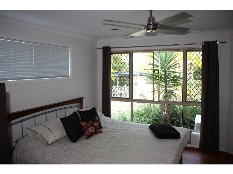 18 Presbytery Lane, Molendinar QLD 4214