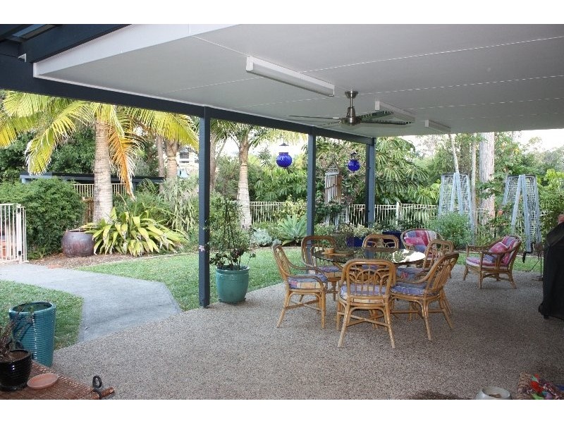 18 Presbytery Lane, Molendinar QLD 4214