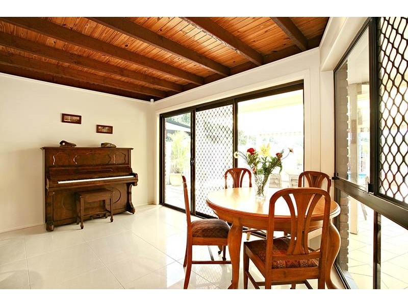 35 Witt Avenue, Carrara QLD 4211