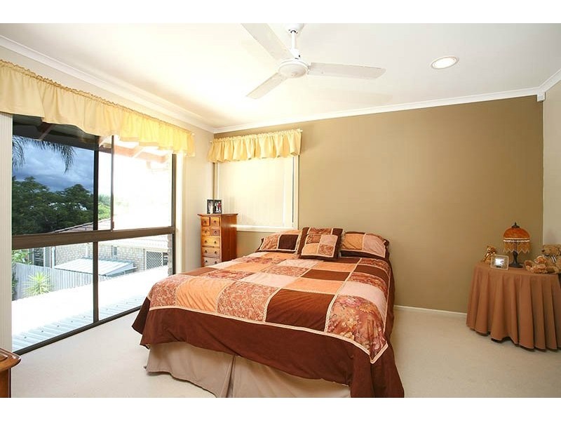 35 Witt Avenue, Carrara QLD 4211