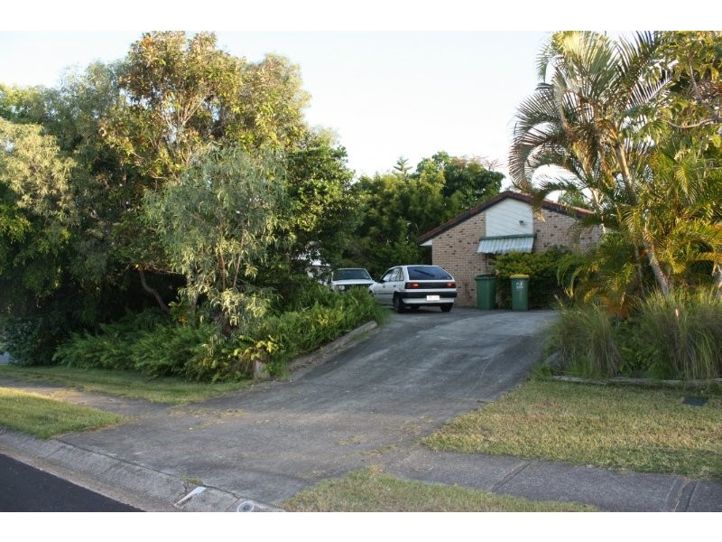 1 Watford Cresent, Molendinar QLD 4214