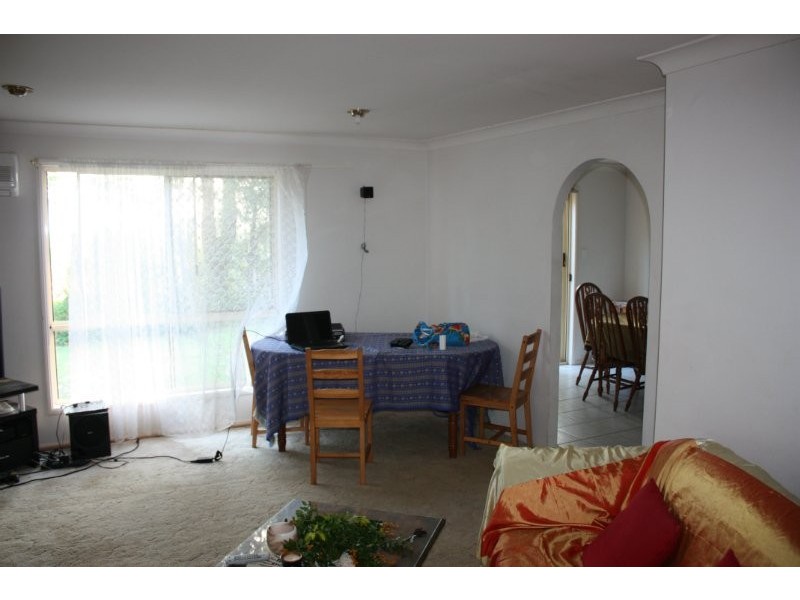 1 Watford Cresent, Molendinar QLD 4214