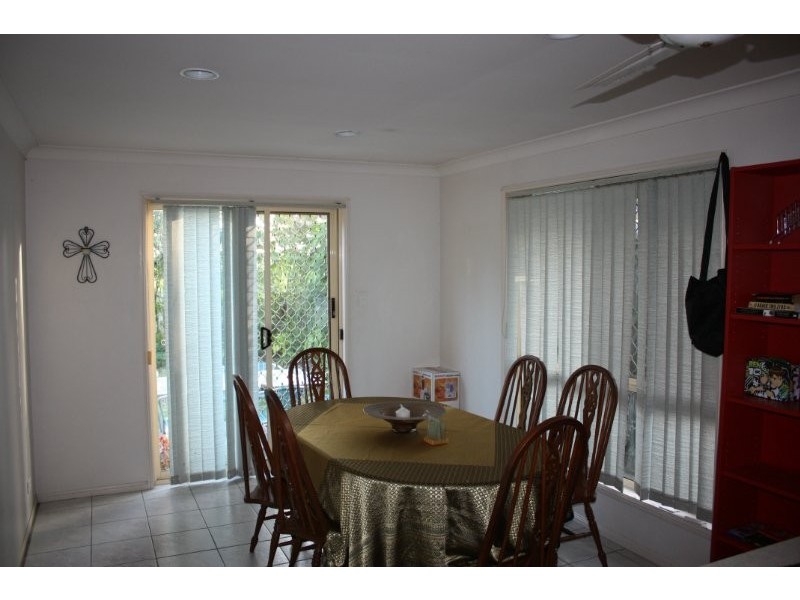 1 Watford Cresent, Molendinar QLD 4214