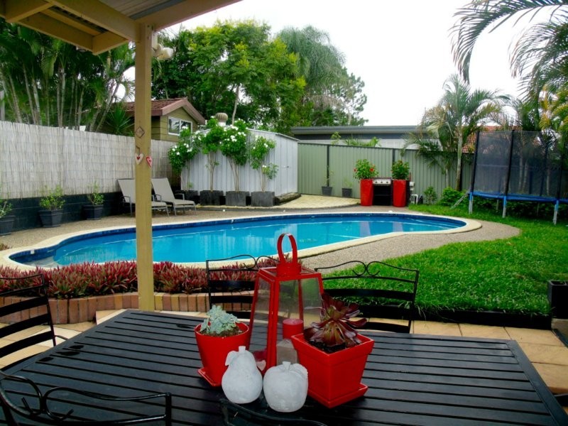 9 Valerie Street, Ashmore QLD 4214