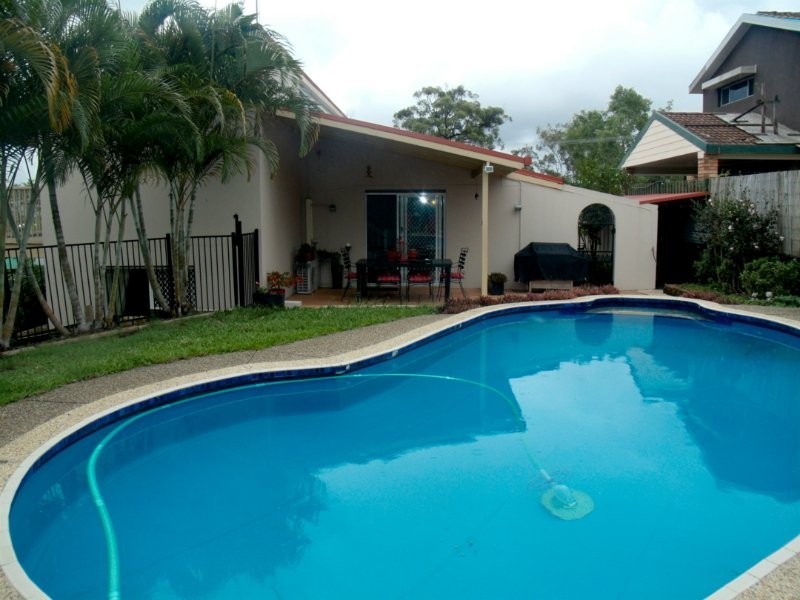 9 Valerie Street, Ashmore QLD 4214