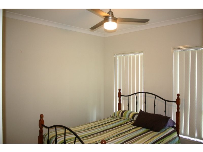 19 Rainlily cr, Upper Coomera QLD 4209