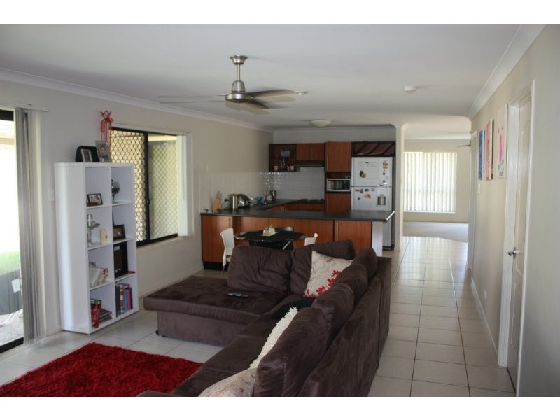 9 Tallon St, Upper Coomera QLD 4209