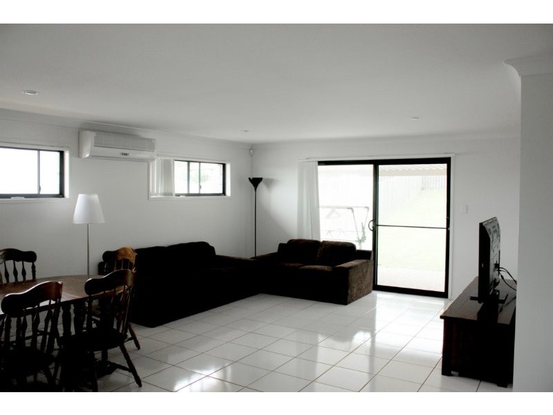 14 Amaray Drive, Upper Coomera QLD 4209