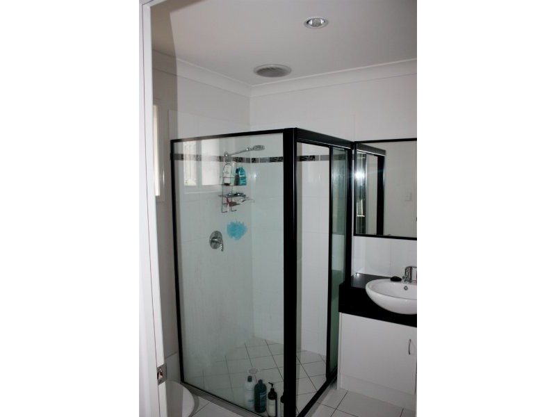 6 Amaray Drive, Upper Coomera QLD 4209