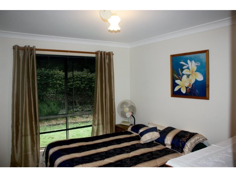 4 Presbytery Lane, Molendinar QLD 4214